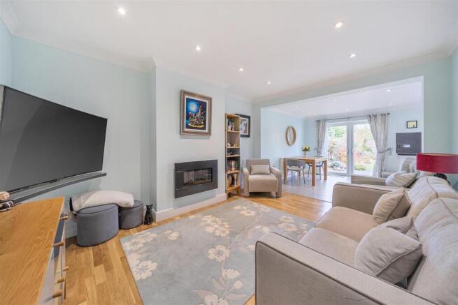 Sherborne Way - Lounge Diner.jpg