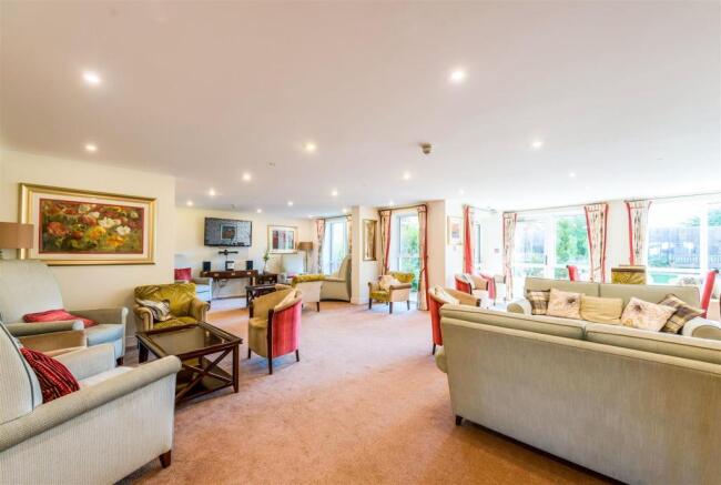 Homeowners Lounge..jpg
