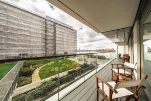 Flat 106, 2 Atlantic Point, Harrison Walk, London SE10 0YL