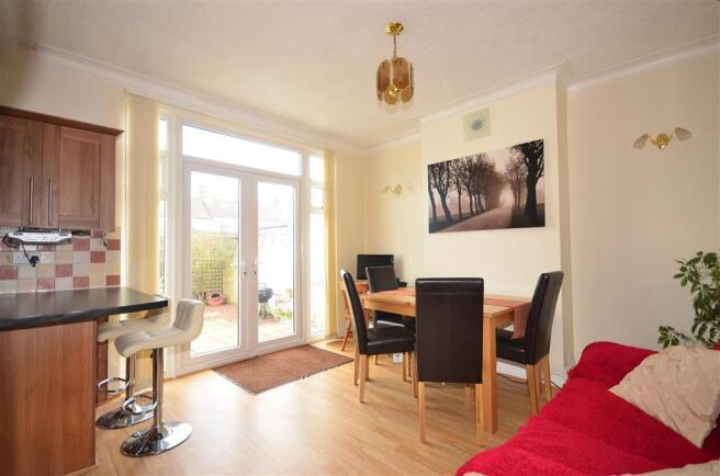 Kitchen/Dining Area