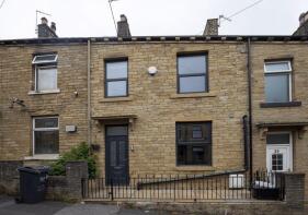 30, Albert Road, Sowerby Bridge HX6 2PA