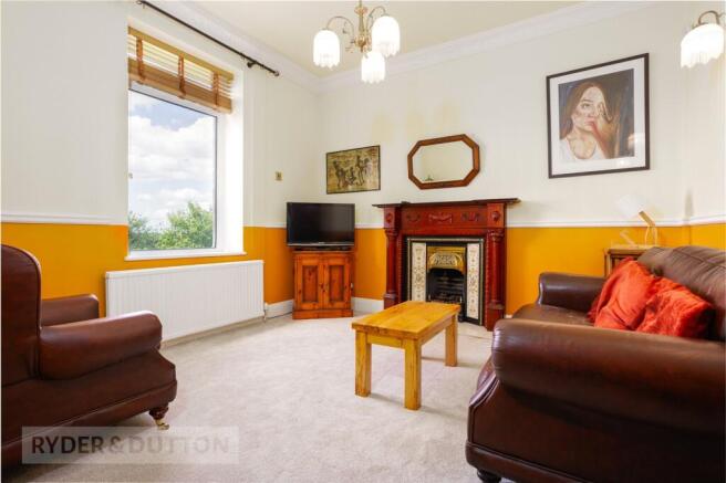 4 bed Detached for sale Image 8