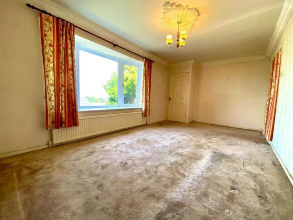 master bedroom.jpg
