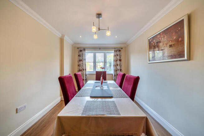 1422667-3-69a87f1...