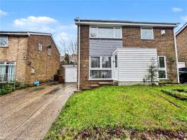 49, Harvesters Close, Rainham, Gillingham ME8 8PB