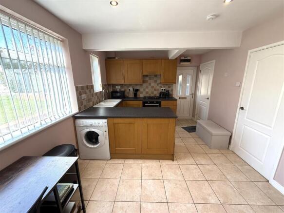 Marsh Lane Cres 6.jpg