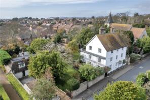 43, Blatchington Hill, Seaford BN25 2AL