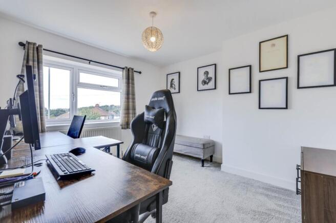 4 bed Semi-Detached for sale Image 9