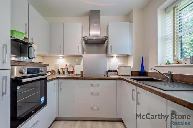 1 bed Apartment for sale Image 9