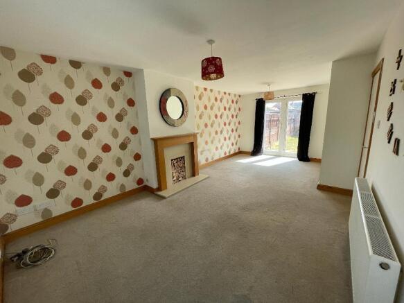 3 bed Terraced to rent Image 4