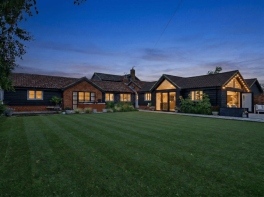3 Willow Barn, The Barns, New Road, Bedford MK45 2BQ