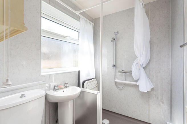2 bed Terraced for sale Image 9