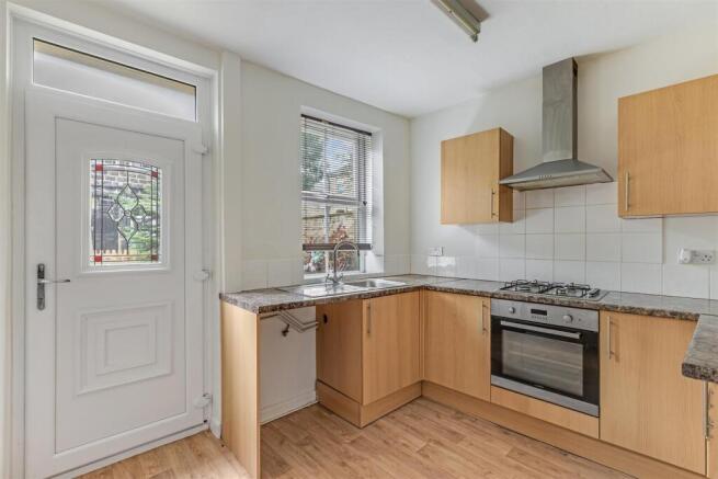 2 bed Terraced for sale Image 5