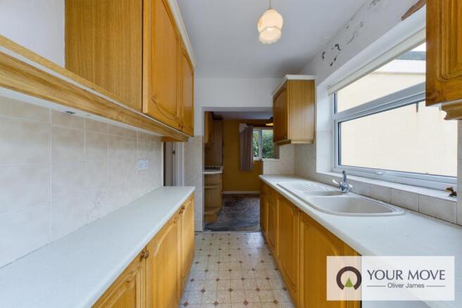 Kitchen & Breakfast