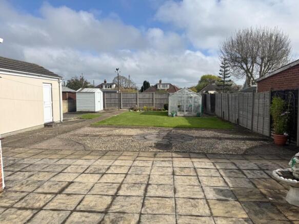 Blackfield, Southampton, Hampshire, SO45 photo 4