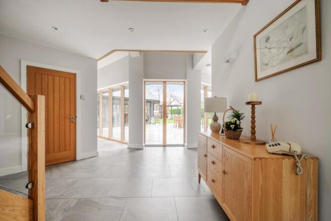 Ashcott - Immaculate in private location photo 4