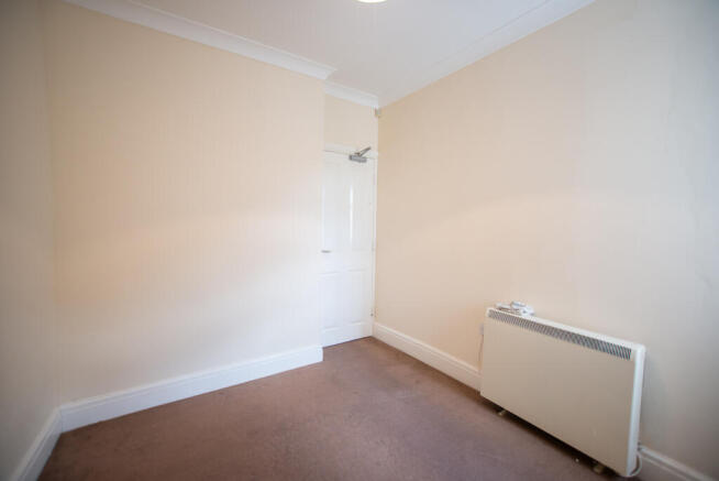 2 bed Flat to rent Image 9