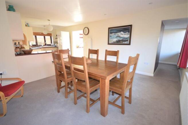 Kitchen / Dining