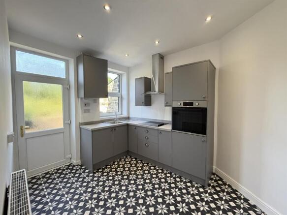 2 bed Terraced for sale Image 4