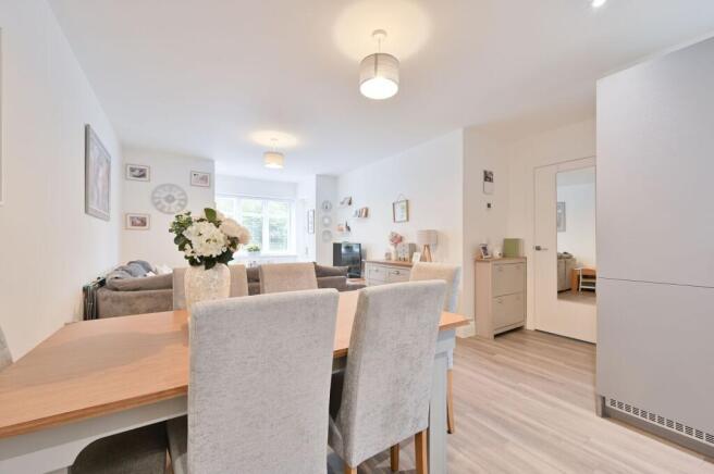 Clevehand House, Watford, Garston, WD25 photo 4