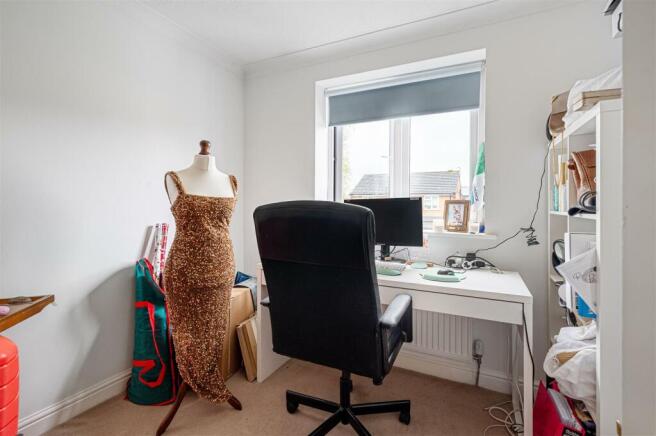 Bedroom 4/Office