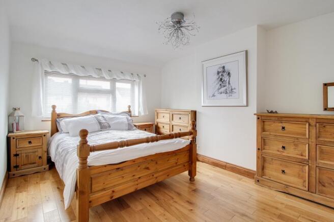 Bedroom 1 (Double)