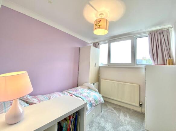 Wicks Crescent - bed