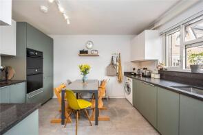 9, Avondale House, Mortlake High Street, Mortlake, London SW14 8SQ