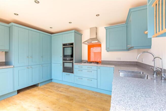 Kitchen.jpg