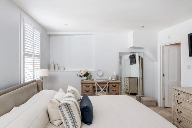 The Old Bakery, Clarence St, Dartmouth - The Principal Suite