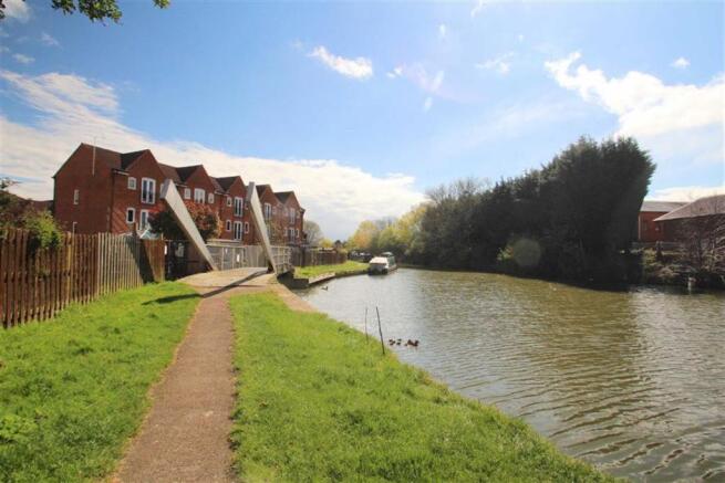 GRAND UNION CANAL