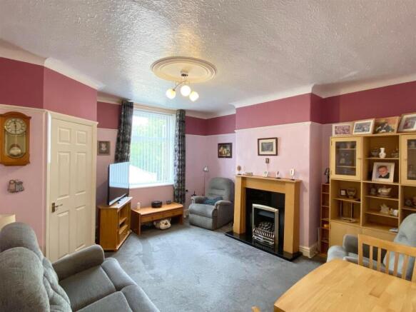 2 bed Terraced for sale Image 5