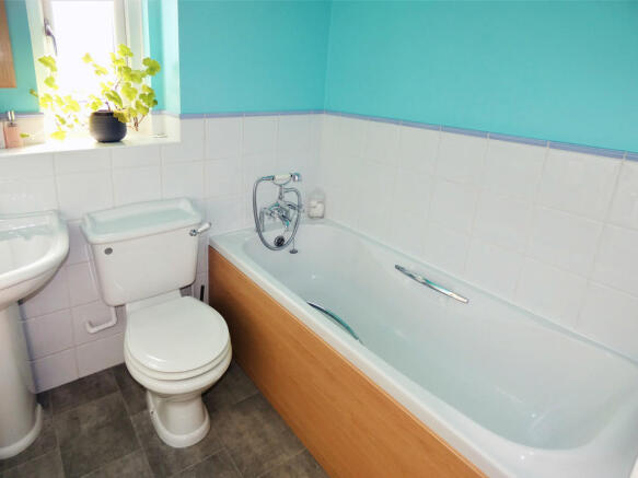 Photo 9