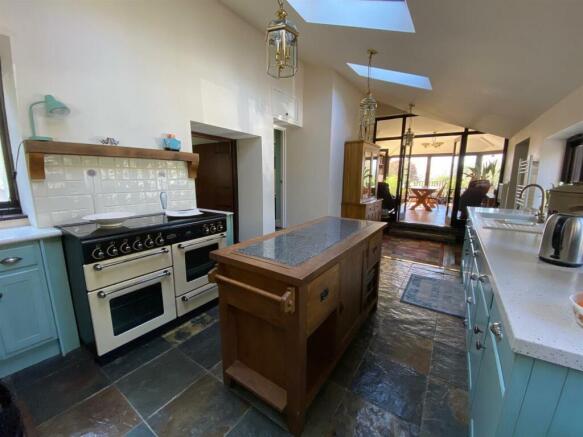 Kitchen.jpg
