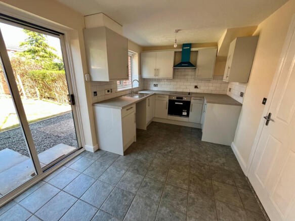 3 bed Terraced for sale Image 4