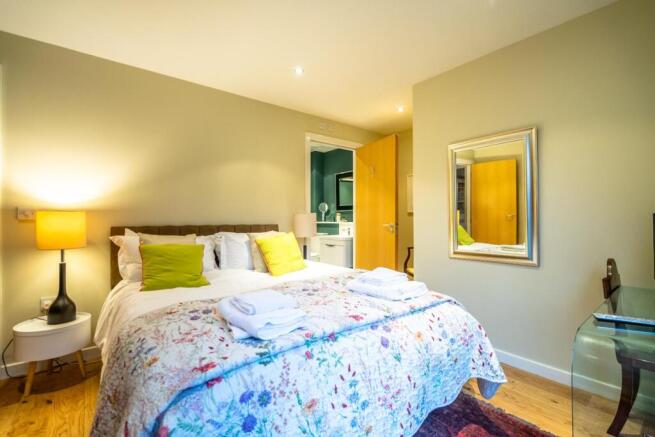 2 bed Apartment for sale Image 6