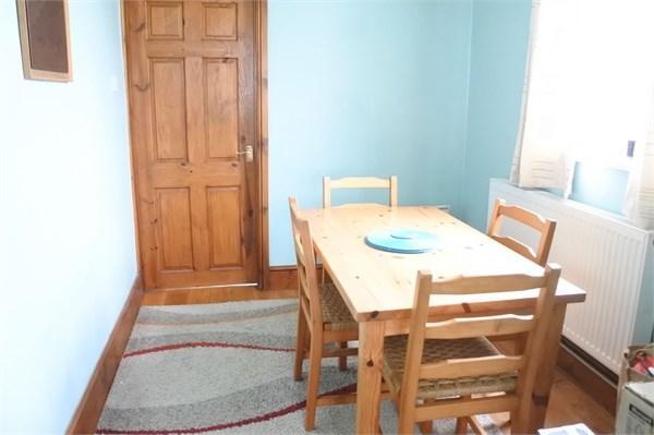 Breakfast Room 