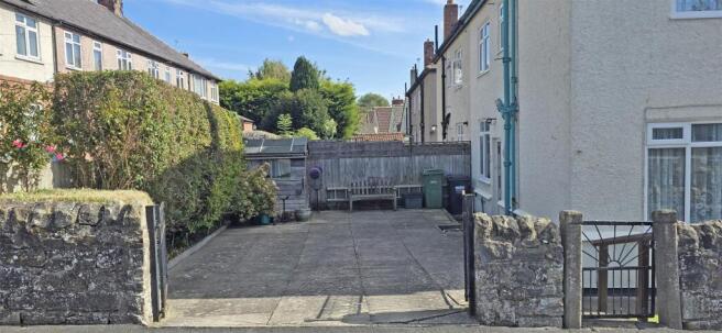 3 bed Semi-Detached for sale Image 7