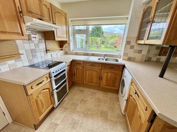 Kitchen / Breakfast Room