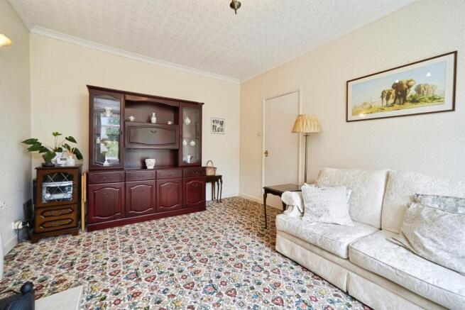 2 bed Detached Bungalow for sale Image 5