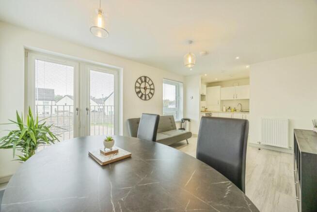 Living/Dining Area