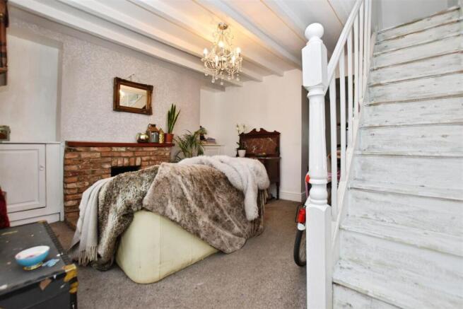 Lounge to Dining Area