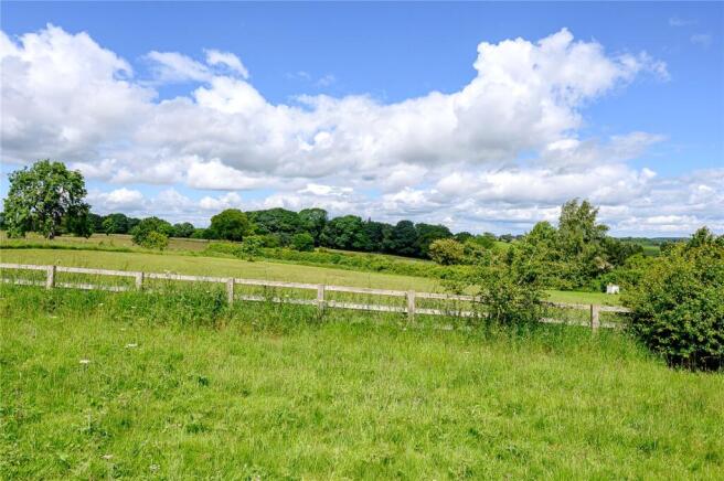 2 bed Detached for sale Image 4