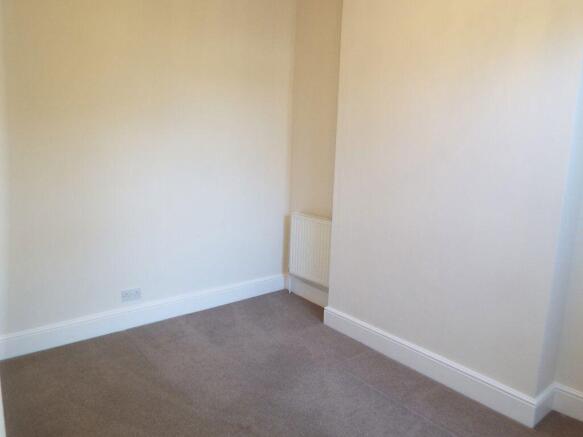 2 bed House to rent Image 8