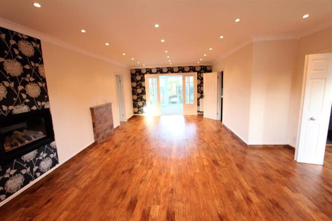 Living Room (1)