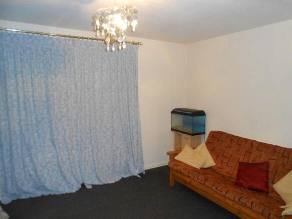 33 Bringhurst Lounge.JPG