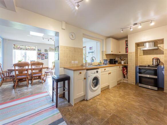 Beanacre, Melksham photo 4