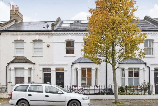 House in London - View 5