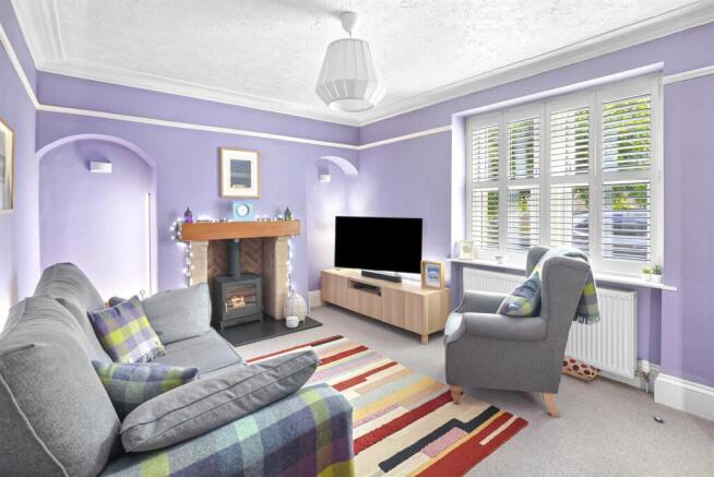 2 bed Semi-Detached for sale Image 2