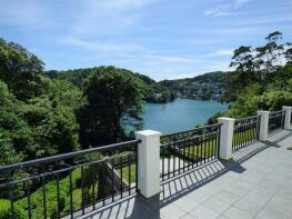 Flat 5, Brookhill, Castle Road, Dartmouth TQ6 0DX